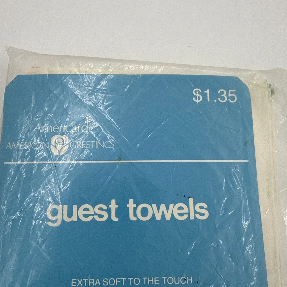 American Greetings Vintage Paper Roses Disposable Hand Towels Unopened